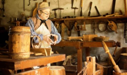 03 Carpenter Stableyards Shop