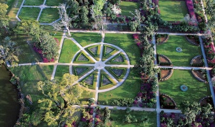 05 Middleton Place Rose Garden Aerial