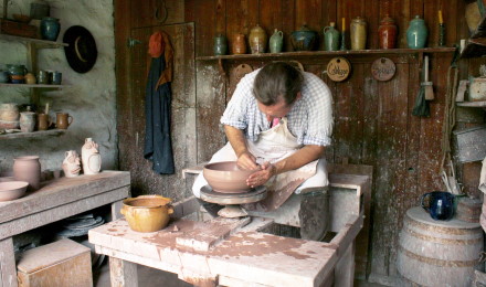 08 Pottery Shop Stableyards