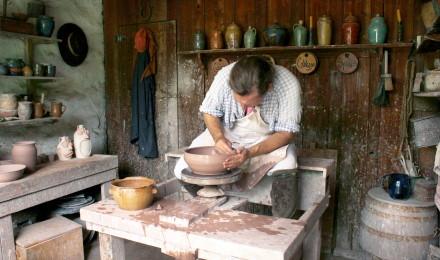 08 Pottery Shop Stableyards