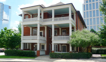 Crescent Apts