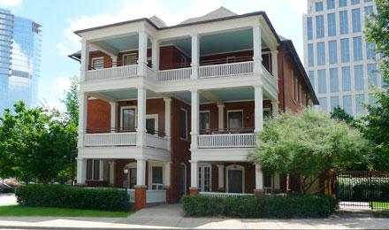 Crescent Apts