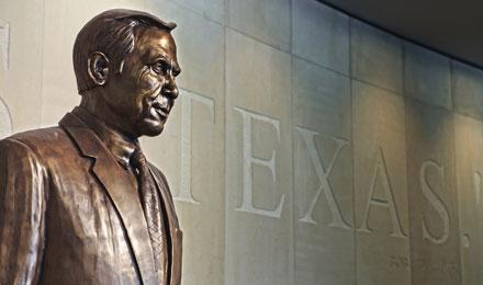 Bullock Statue