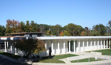 Cedarhurst Center For The Arts