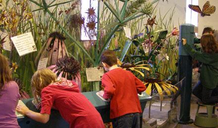 K N C Hands On Exhibits
