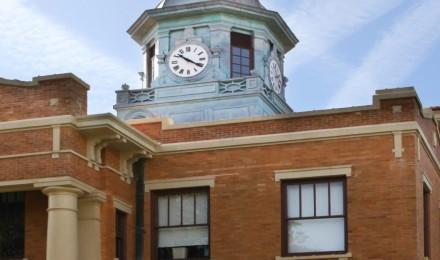 A Visit To The Old Courthouse Museum