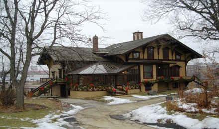 A Visit To The Tinker Swiss Cottage