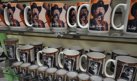 Willie Nelson Glassware