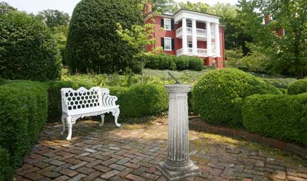 Manse And Garden A