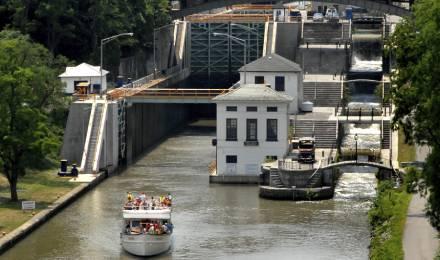Lockport Locks Angel Art Ltd