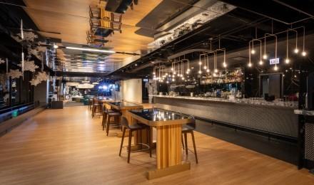 Cloudbar Night