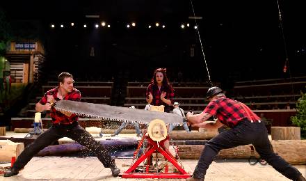Paula Deen's Lumberjack Feud Evening Show