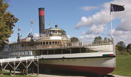 Mueseum Boat