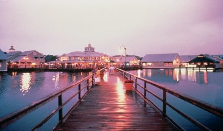 Popular Shopping & Dining At Barefoot Landing