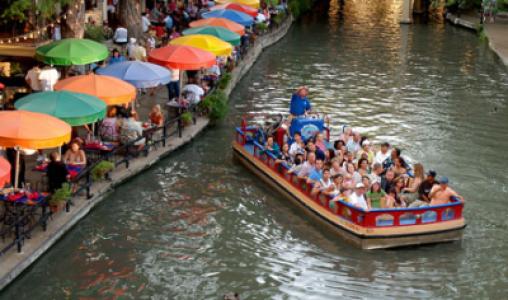 San Antonio Riverwalk District3