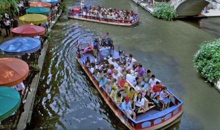 San Antonio Riverwalk District5