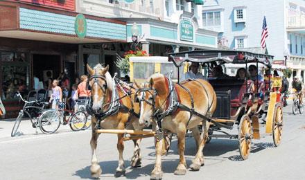 Horse And Buggy Mackinac Island3